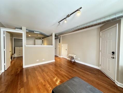 674 North Orleans Street Chicago IL 60654