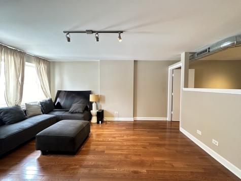 674 North Orleans Street Chicago IL 60654