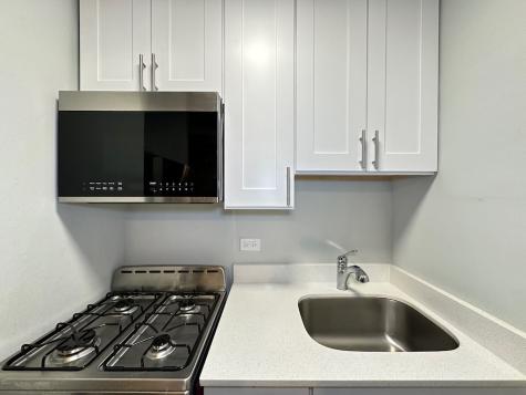 4543 North Dover Street Chicago IL 60640