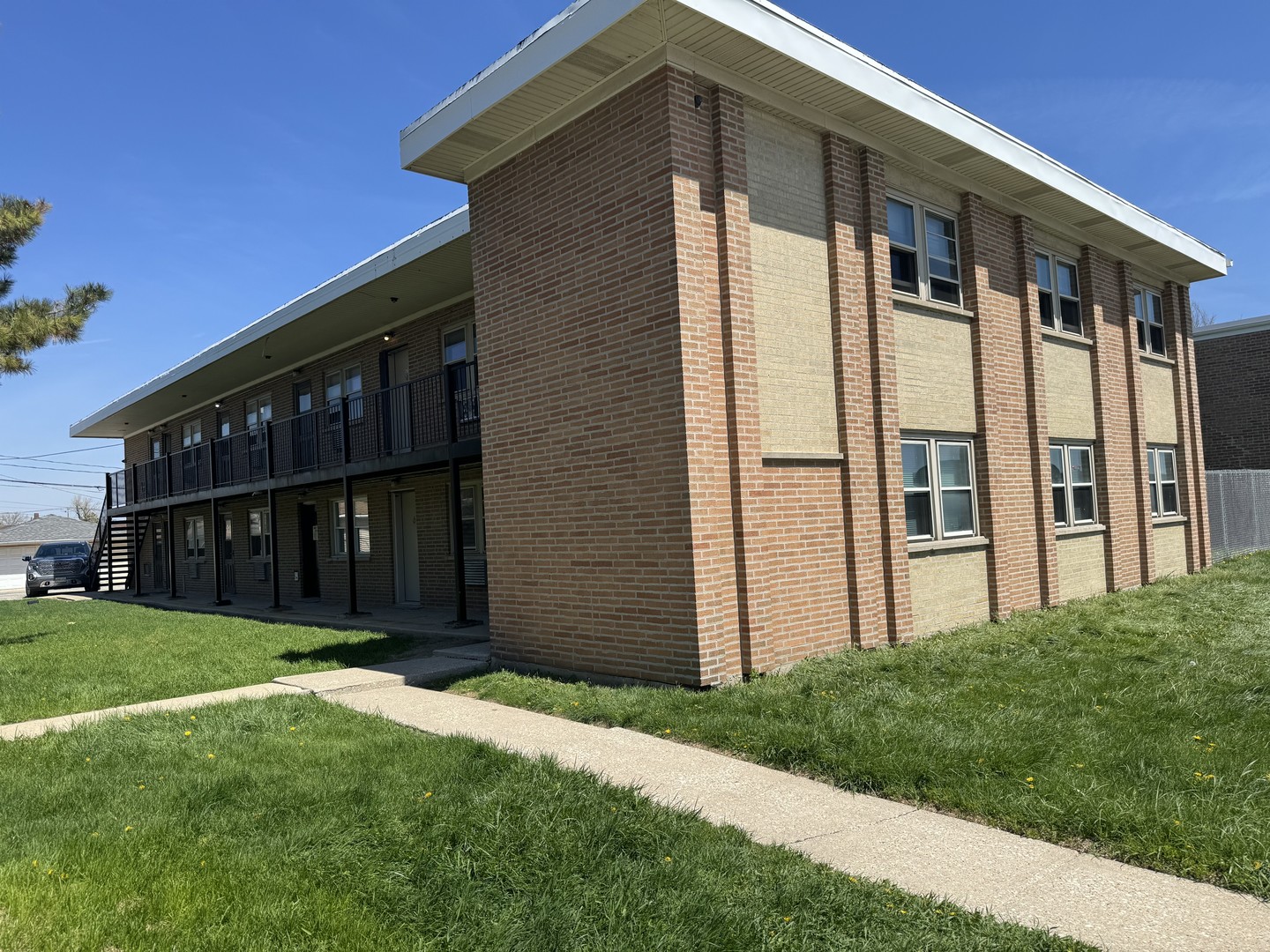 5508 West 55th Street Chicago IL 60638