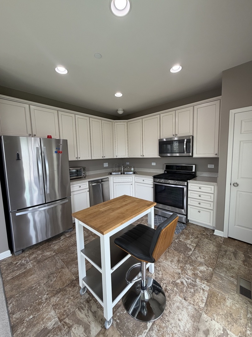 10097 Cummings Street Huntley IL 60142