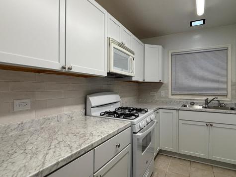 128 South Hale Avenue Bartlett IL 60103