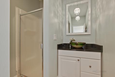 33 River Oaks Circle E Buffalo Grove IL 60089