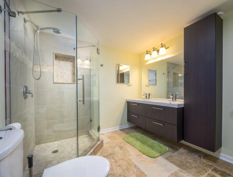33 River Oaks Circle E Buffalo Grove IL 60089