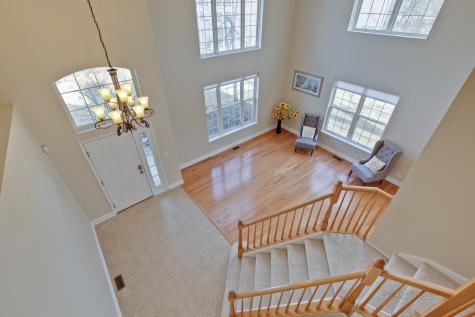 33 River Oaks Circle E Buffalo Grove IL 60089