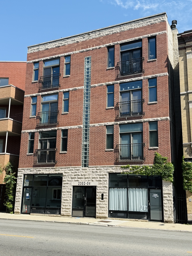 2302 West North Avenue Chicago IL 60647