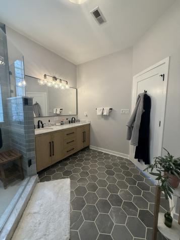 2302 West North Avenue Chicago IL 60647