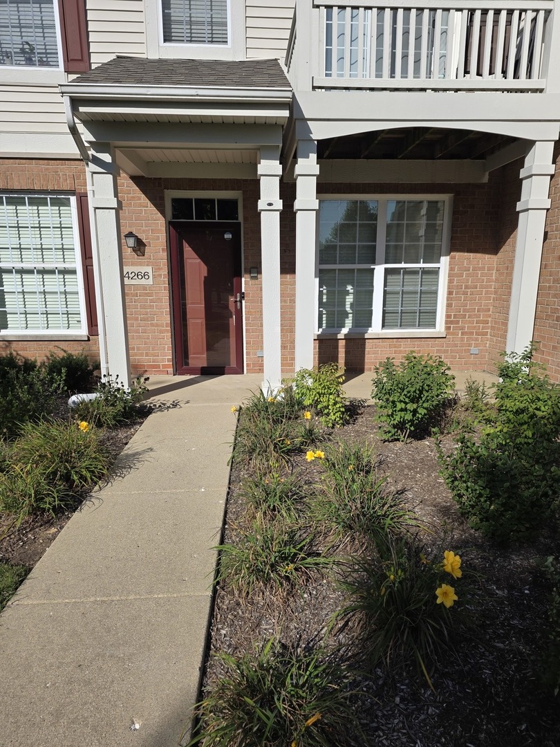 4266 Savoy Lane Mchenry IL 60050