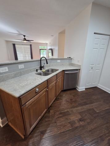 4266 Savoy Lane Mchenry IL 60050