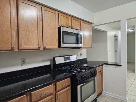 833 Village Quarter Road West Dundee IL 60118