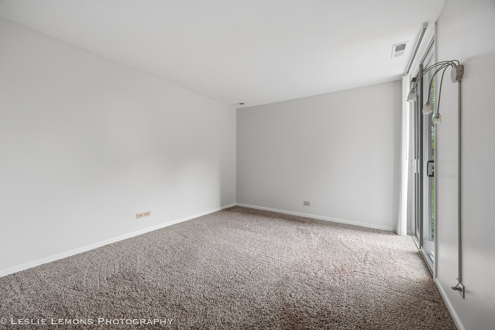 5950 Oakwood Drive Lisle IL 60532
