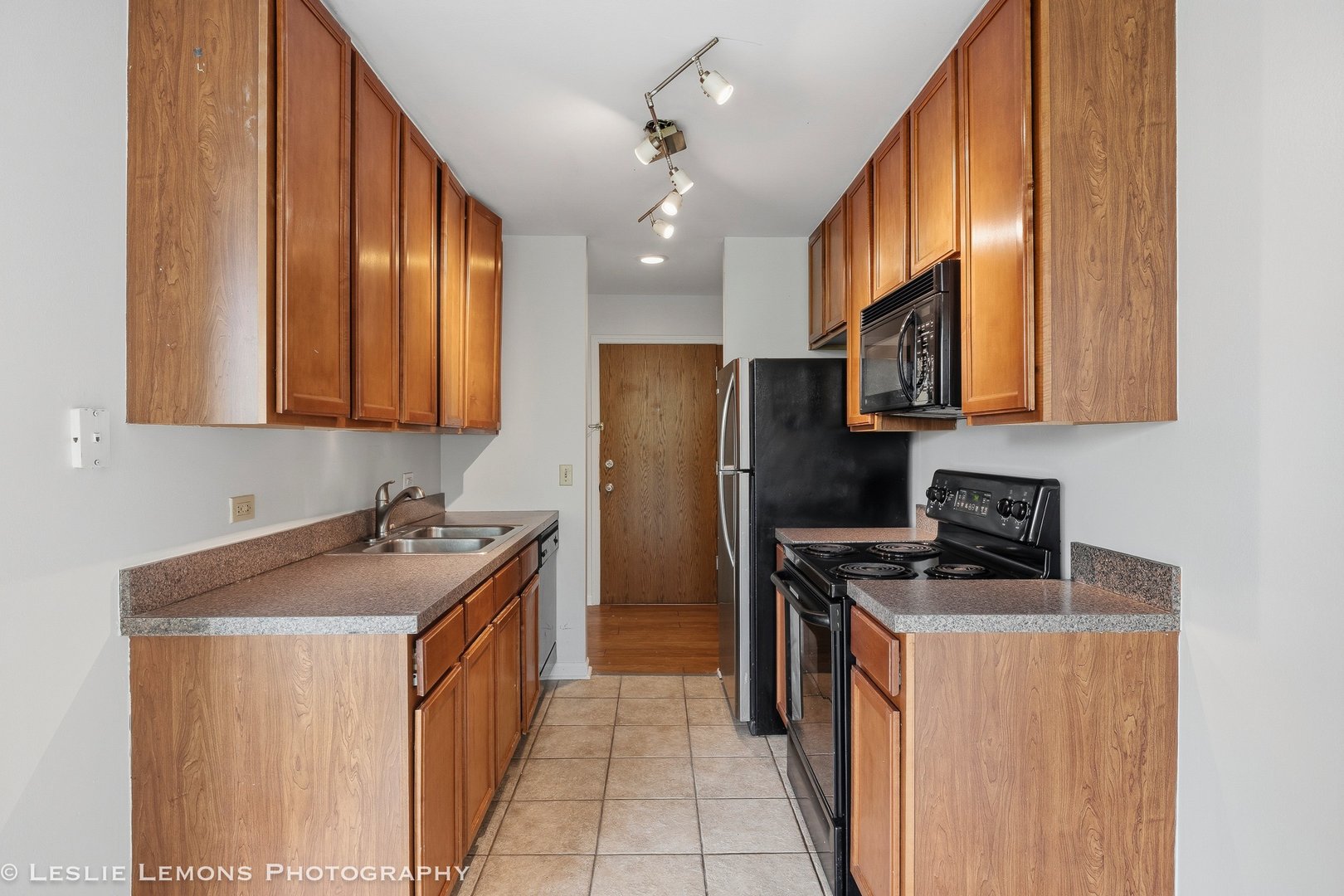 5950 Oakwood Drive Lisle IL 60532