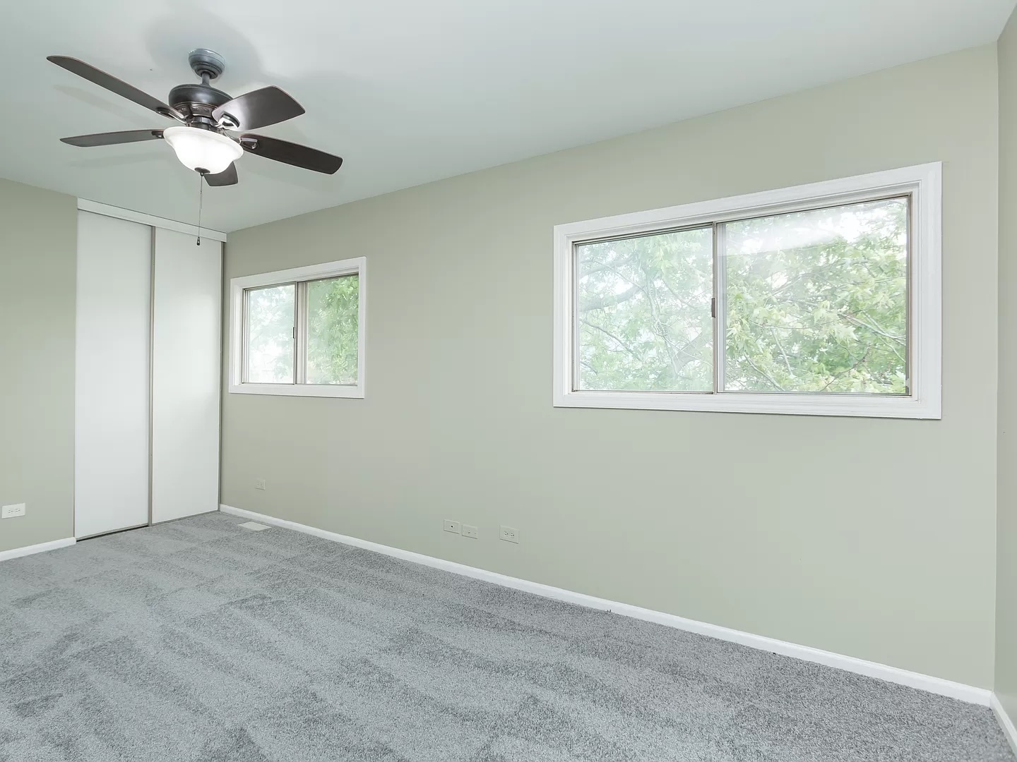 1227 Andover Circle Aurora IL 60504