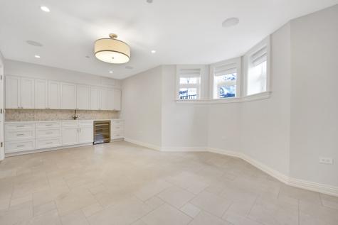 105 West Chestnut Street Chicago IL 60610
