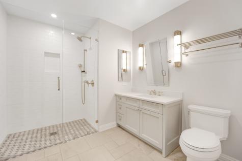 105 West Chestnut Street Chicago IL 60610