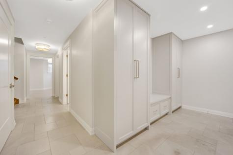 105 West Chestnut Street Chicago IL 60610