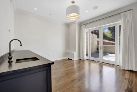 105 West Chestnut Street Chicago IL 60610