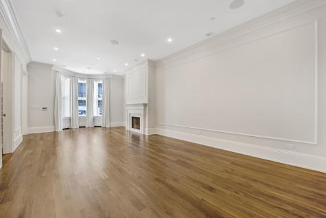 105 West Chestnut Street Chicago IL 60610