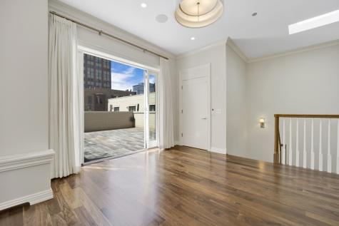 105 West Chestnut Street Chicago IL 60610