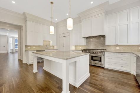 105 West Chestnut Street Chicago IL 60610