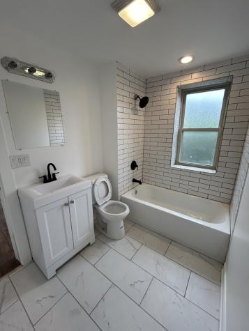 6016 South Saint Lawrence Avenue Chicago IL 60637