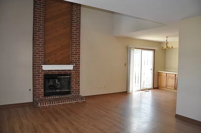 101 South Oakhurst Drive Aurora IL 60504