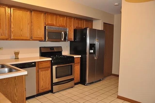 101 South Oakhurst Drive Aurora IL 60504