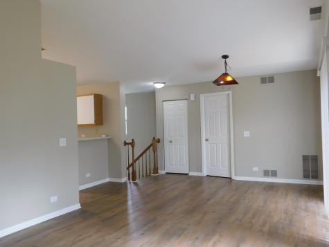 1060 Stillwater Road Elgin IL 60120