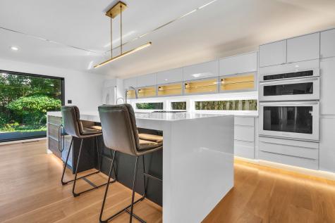 623 Echo Lane Glenview IL 60025