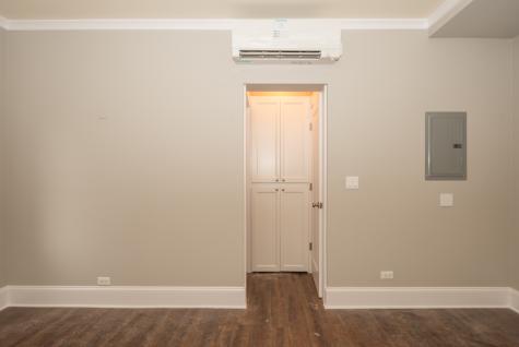 817 West Lakeside Place Chicago IL 60640