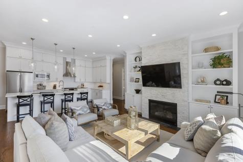 4802 North Bell Avenue Chicago IL 60625