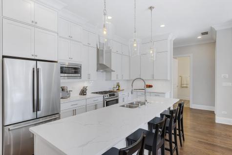 4802 North Bell Avenue Chicago IL 60625