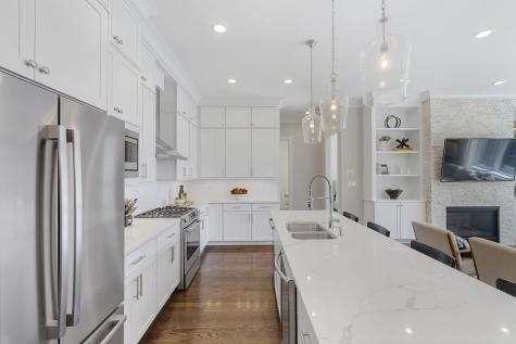4802 North Bell Avenue Chicago IL 60625