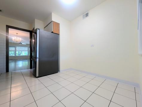 5535 North Central Avenue Chicago IL 60630