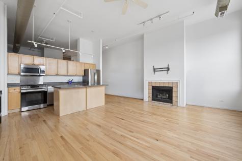 3151 North Lincoln Avenue Chicago IL 60657