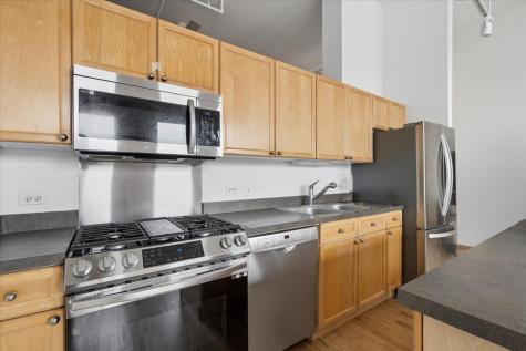 3151 North Lincoln Avenue Chicago IL 60657