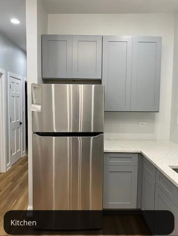 1305 East 69th Street Chicago IL 60637