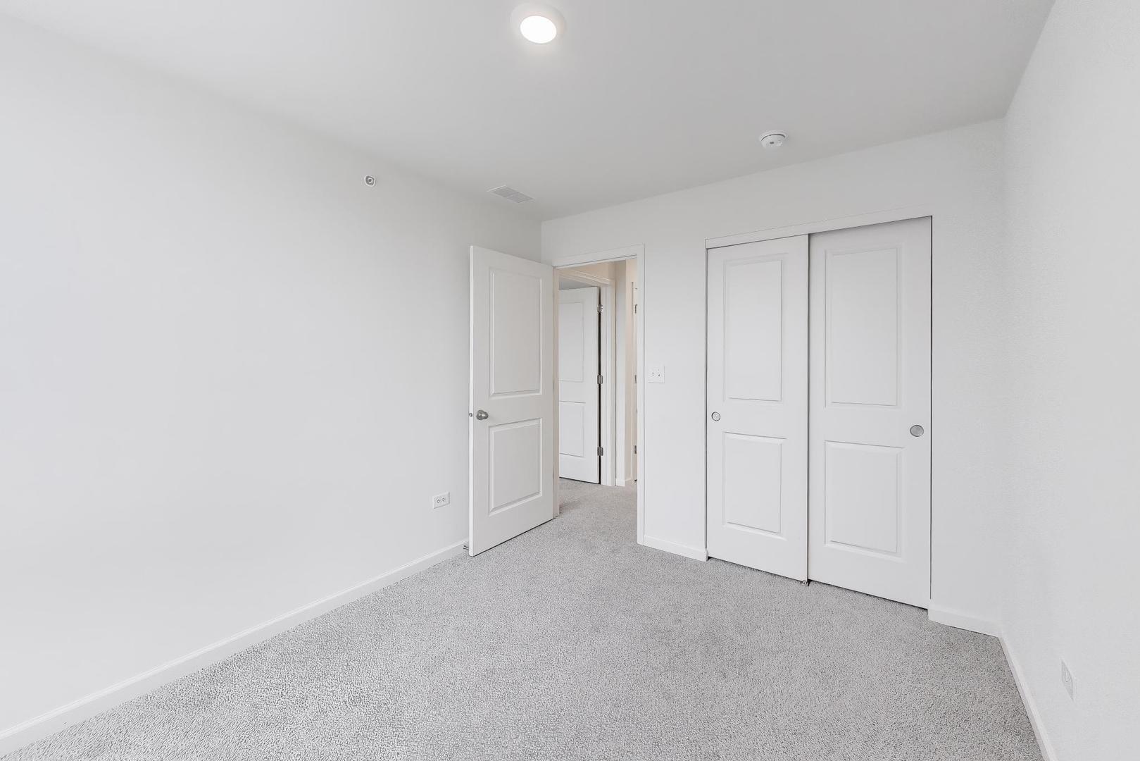 2251 Venture Drive Schaumburg IL 60193