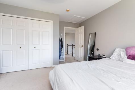 9 Lake Plumleigh Court Algonquin IL 60102