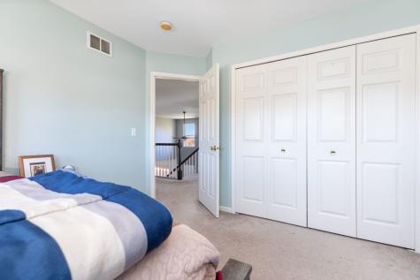 9 Lake Plumleigh Court Algonquin IL 60102