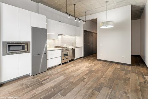 171 North Aberdeen Street Chicago IL 60607