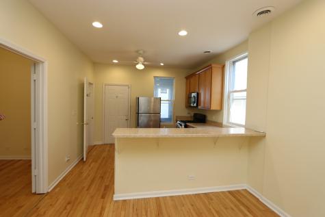 2342 West Barry Avenue Chicago IL 60618