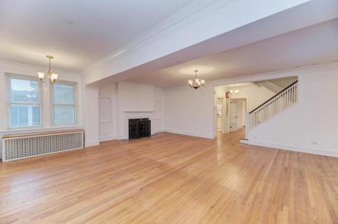 6833 South Cregier Avenue Chicago IL 60649