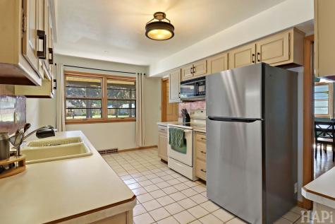 4012 Pleasant Valley Boulevard Rockford IL 61114