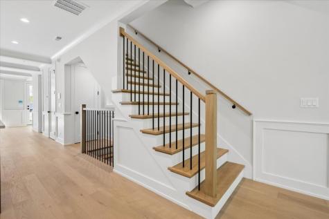 2202 North Leavitt Street Chicago IL 60647