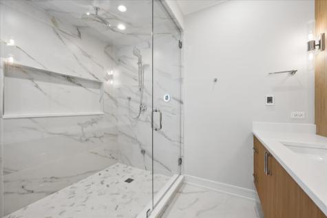 2202 North Leavitt Street Chicago IL 60647
