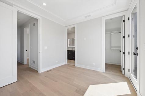 2202 North Leavitt Street Chicago IL 60647