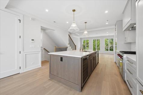 2202 North Leavitt Street Chicago IL 60647