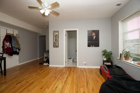 4511 North Malden Street Chicago IL 60640