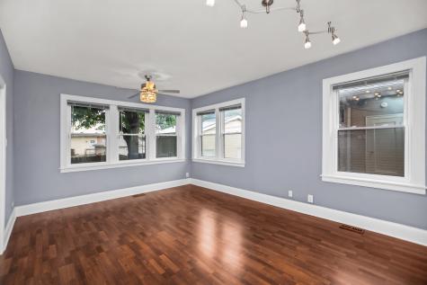 7958 South Luella Avenue Chicago IL 60617